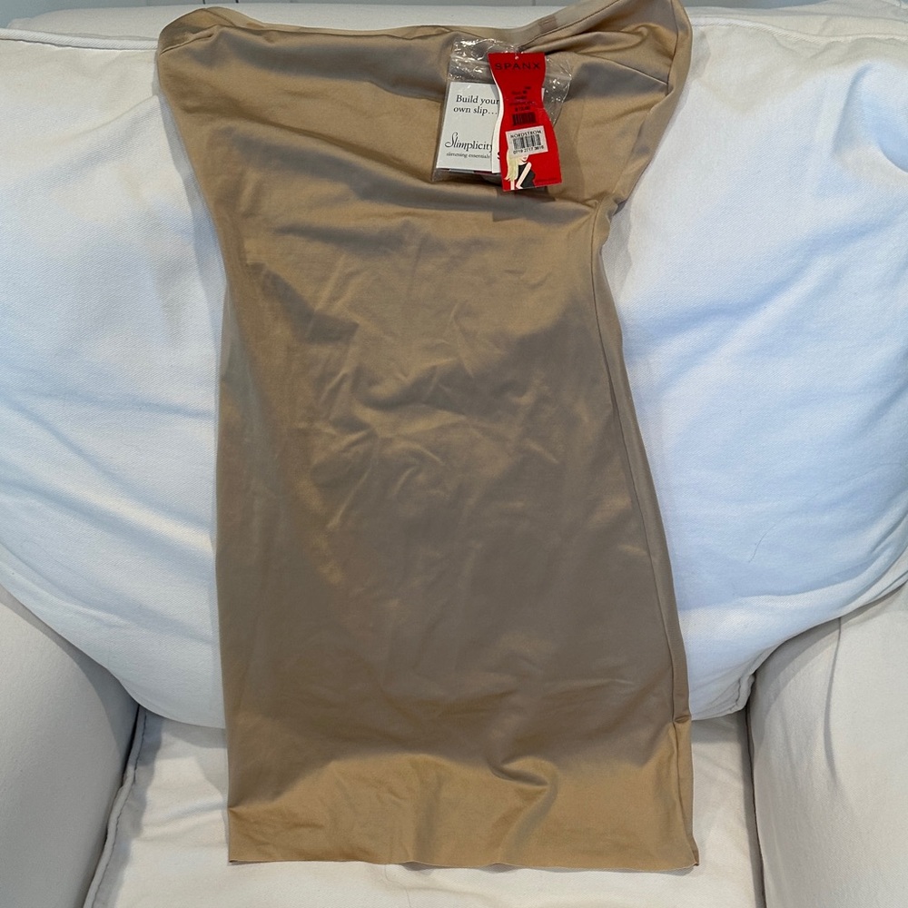 New spanx, nude strapless slip size medium
